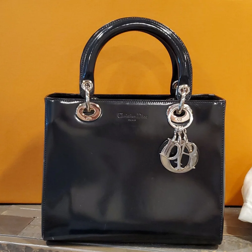 Box bag - Picture 1 of 10